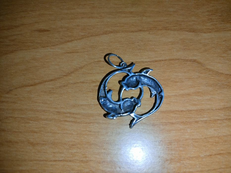 Srebrna zawieszka znak zodiaku Ryby