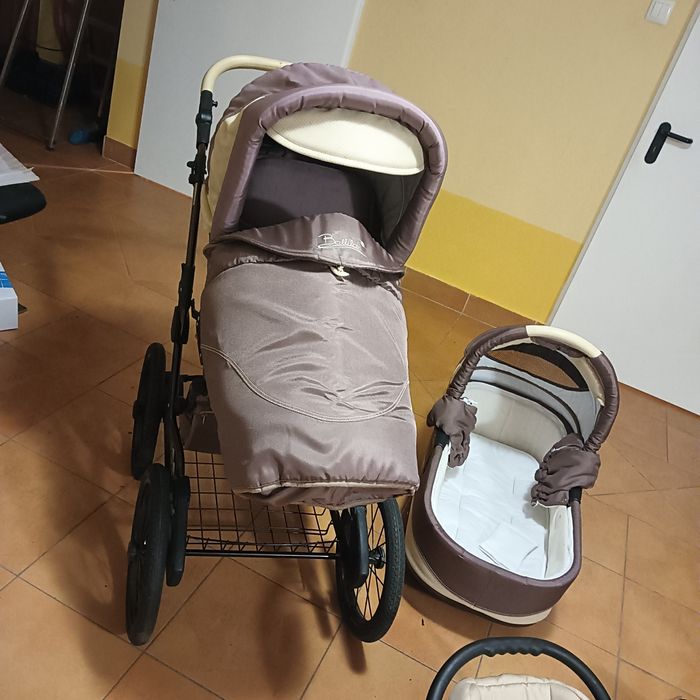 Wózek dziecięcy wielofunkcyjny elegancki