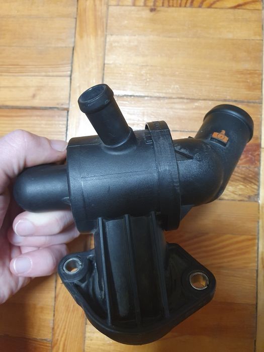 Термостат Skoda Octavia A5 1.6 дизель, робочий