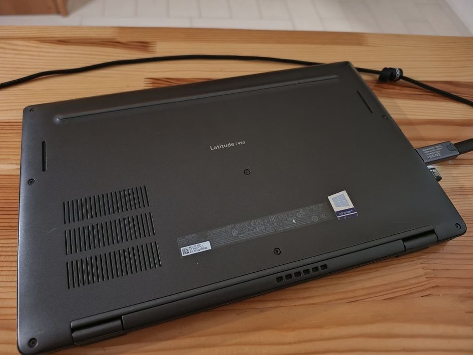 Dell 7420 i5 11gen 16/256