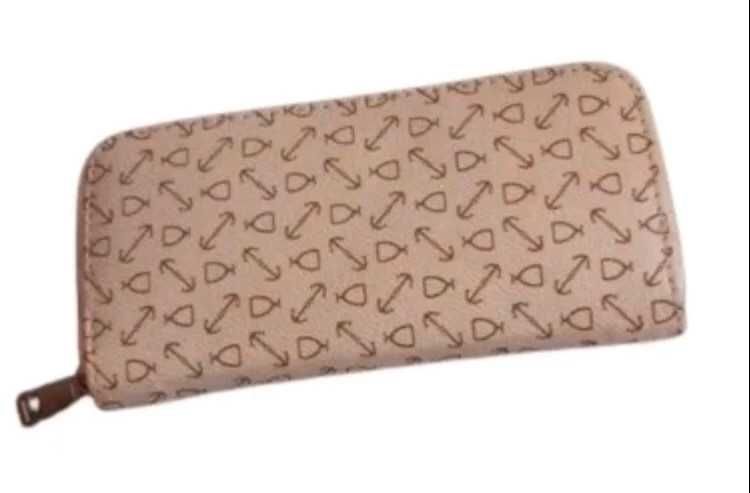 Wallet with Pattern64751900778755122