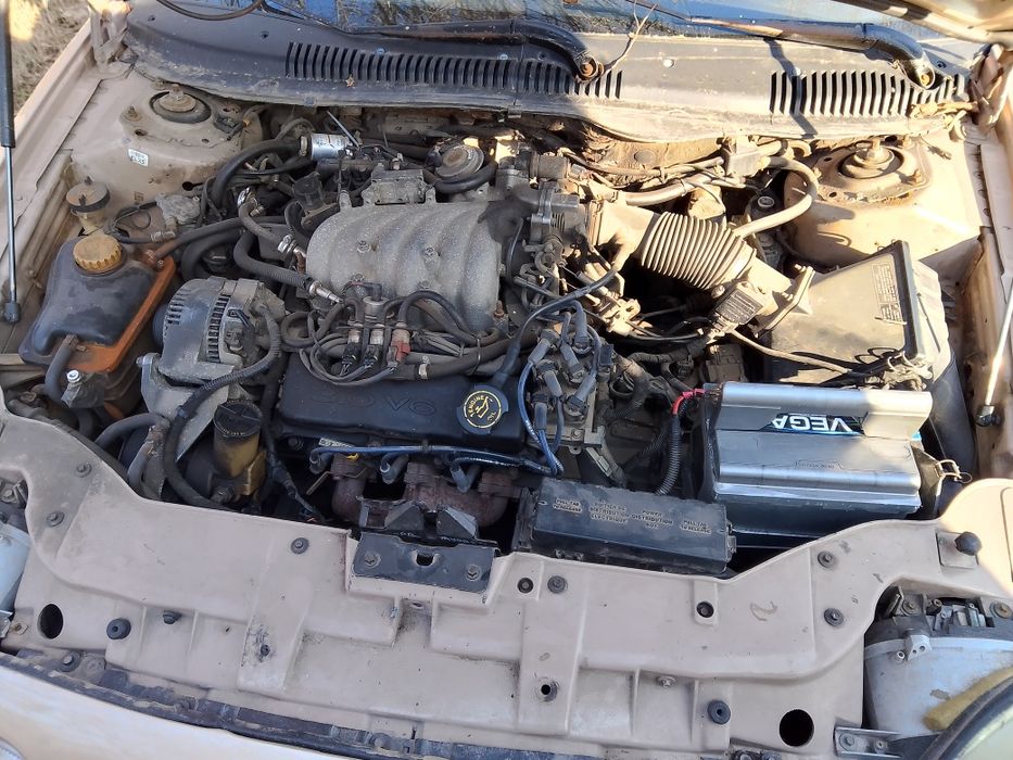Продам ford taurus
