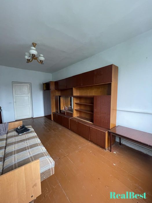 Продаж / Квартира / Заводська, Оженін