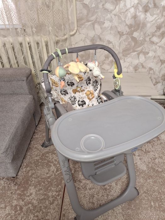 Стільчик для годування