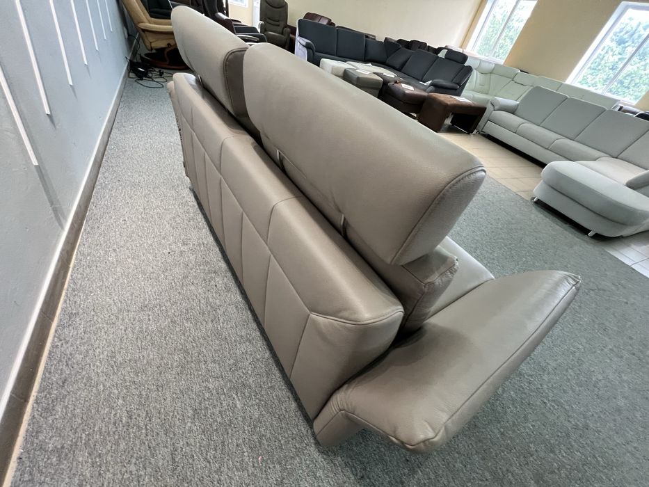 Диван шкіряний подушки підголівники