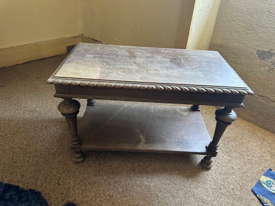 Mesa de Madeira Maciça