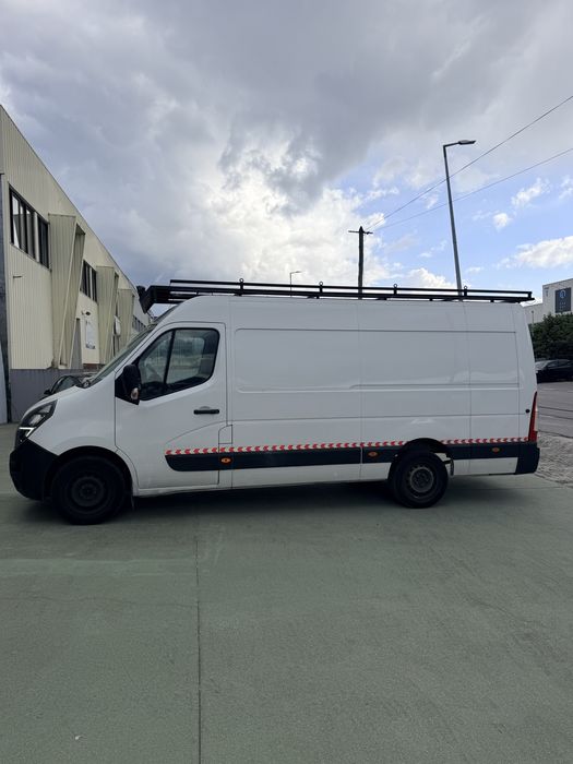 Opel Movano 2.3 L4H2 a trabalhar e andar, iva dedutivel,  grade de teto e barras de led’s incluídas.