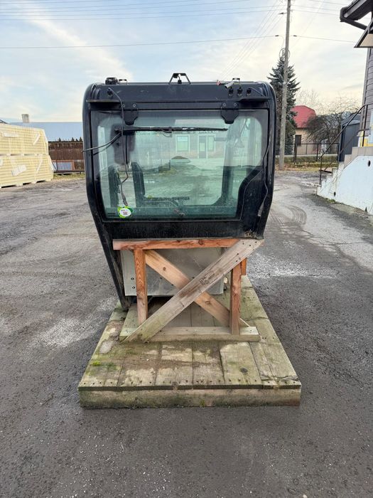 Kabina Manitou MLT 741-140 V+