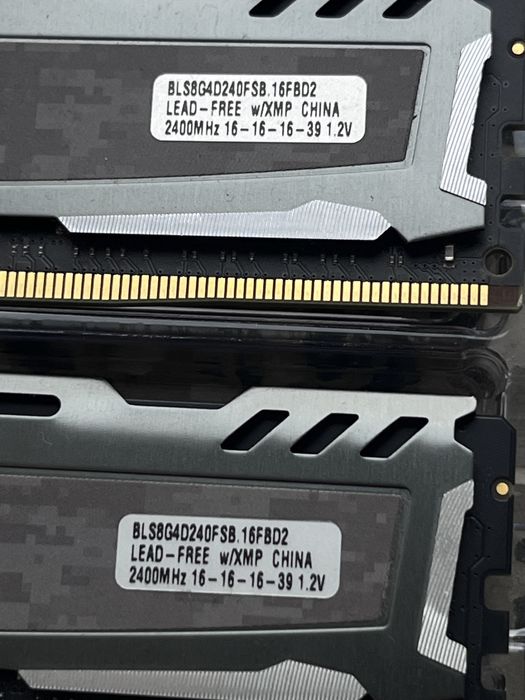 Pamięć RAM Ballistix DDR4 16 GB - 2x8 GB  2400 Mhz