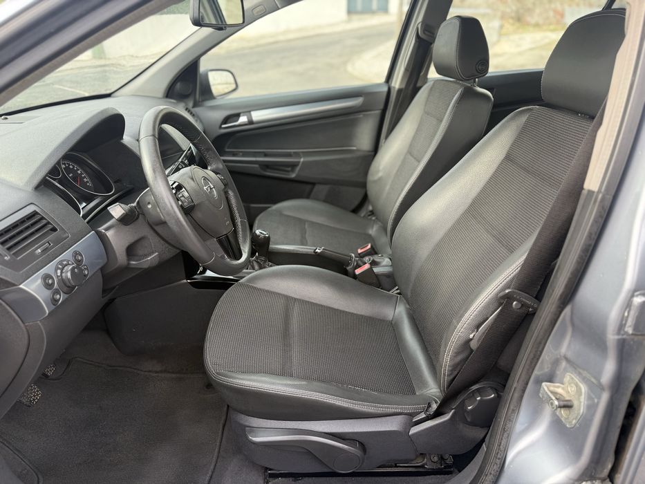 OPEL ASTRA COSMO 1.3 Cdti (Gasóleo) 2007