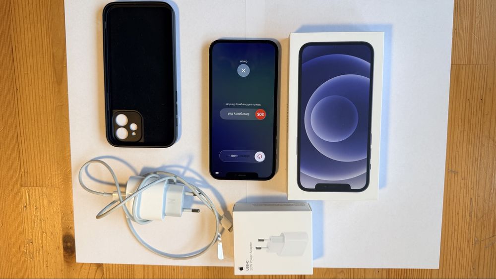 Iphone 12 nowa bateria 100% ekran jak nowy ładowarka w cenie