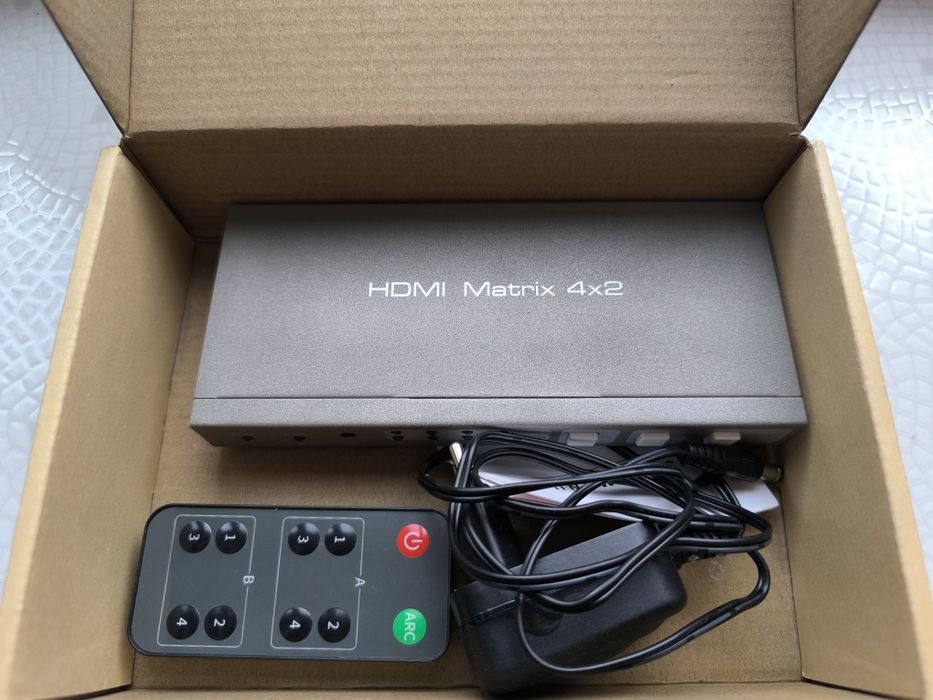 Matrix HDMI 4/2 Spacetronik SPH-M42EA 4K