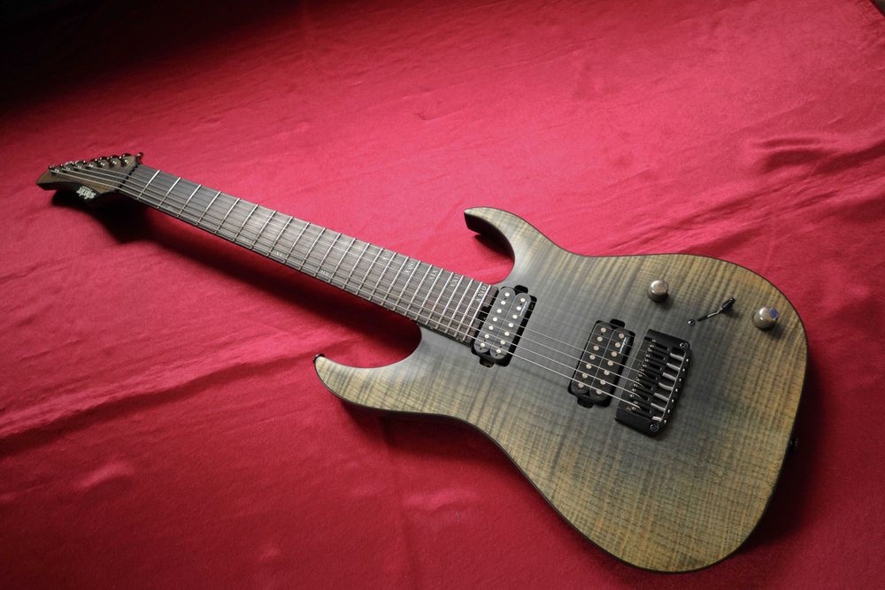 Schecter Banshee Mach 7 ’2023