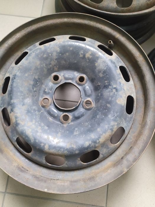 Диски r 15. Возможен обмен на r 14. 4  100