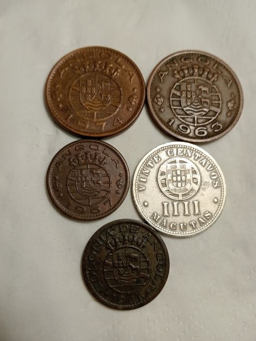 Lote Moedas Ultramar (2)