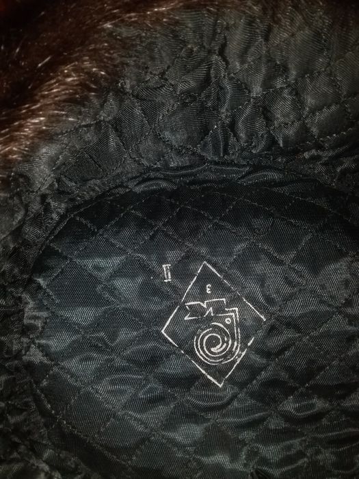 Продам новую муж шапку.