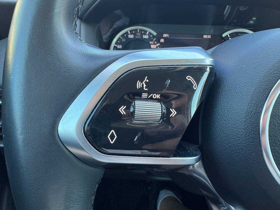 Jaguar XE 2020 р