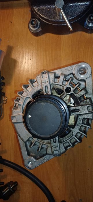 KIA HYUNDAI 1.6 T-GDI ALTERNATOR 37300-2B960 rocznik 2016