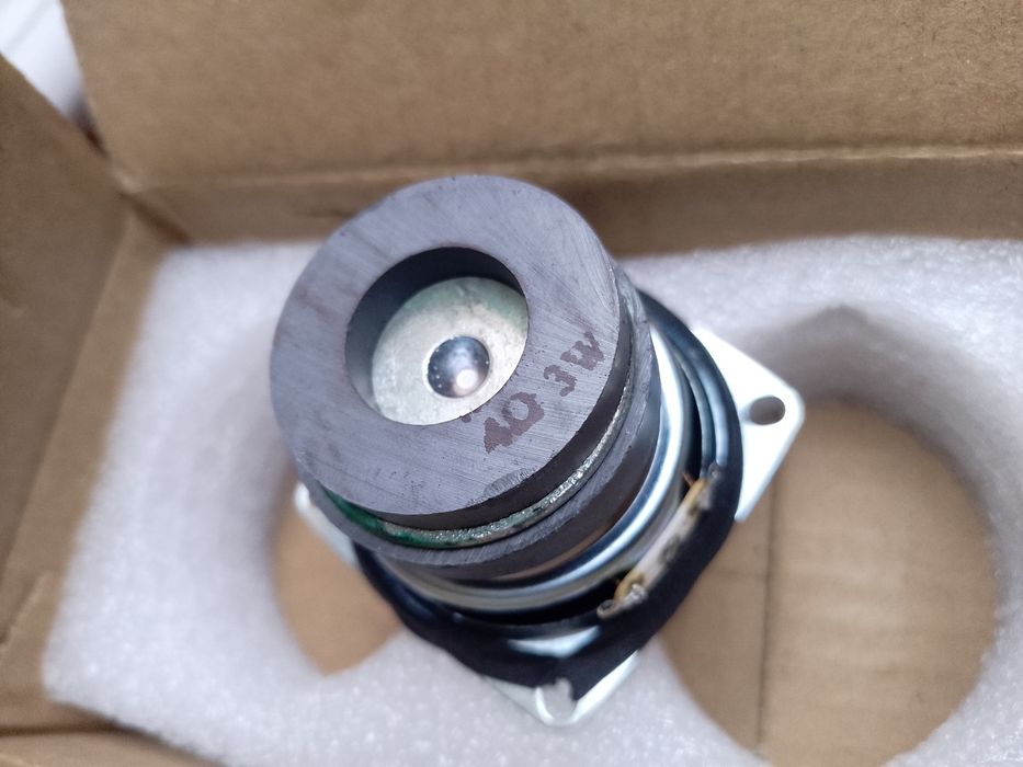 Динамик для аудио колонок