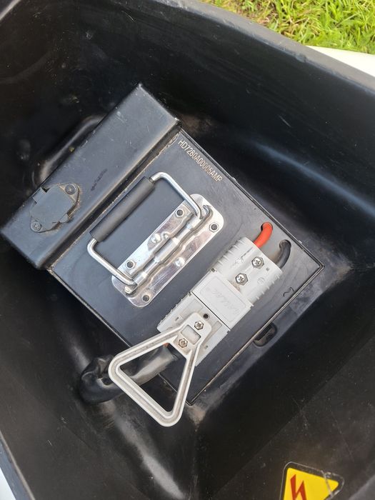 Skuter elektryczny EFUN z baterią 72v80Ah
