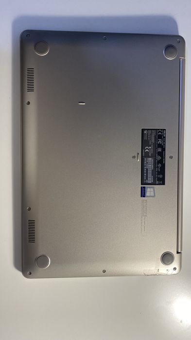 ASUS X510UR Computer64284490591875121