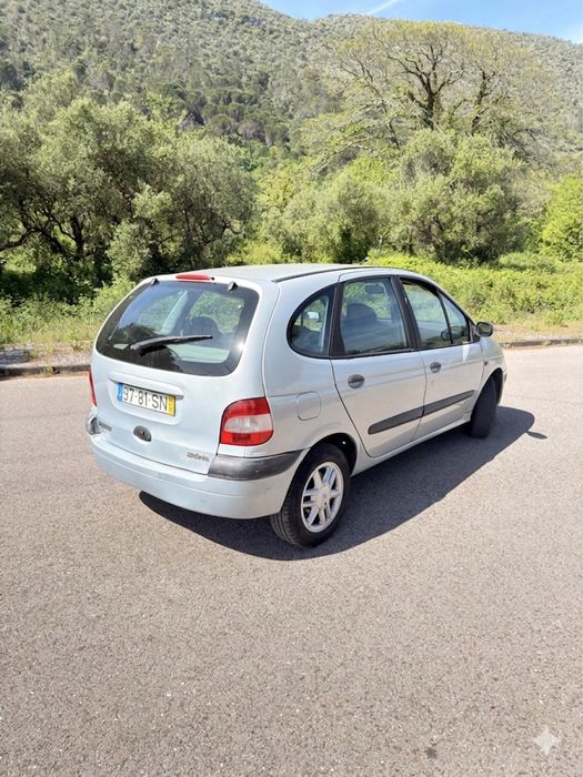 Renault Scenic (1 Dono)