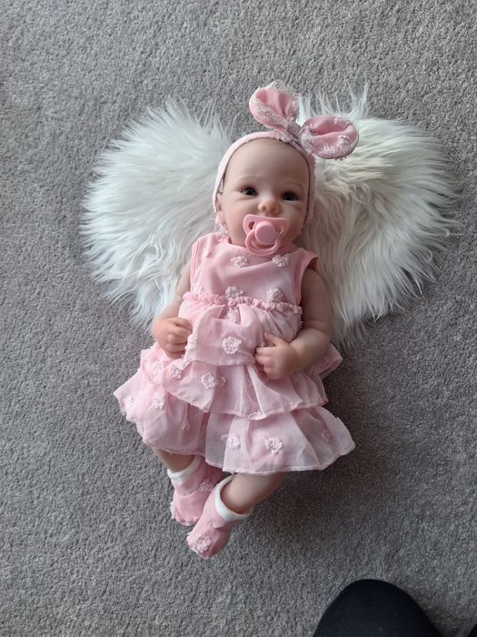 Lalka jak żywe dziecko reborn piękna NOWA duża prawie 50 cm , cala gum