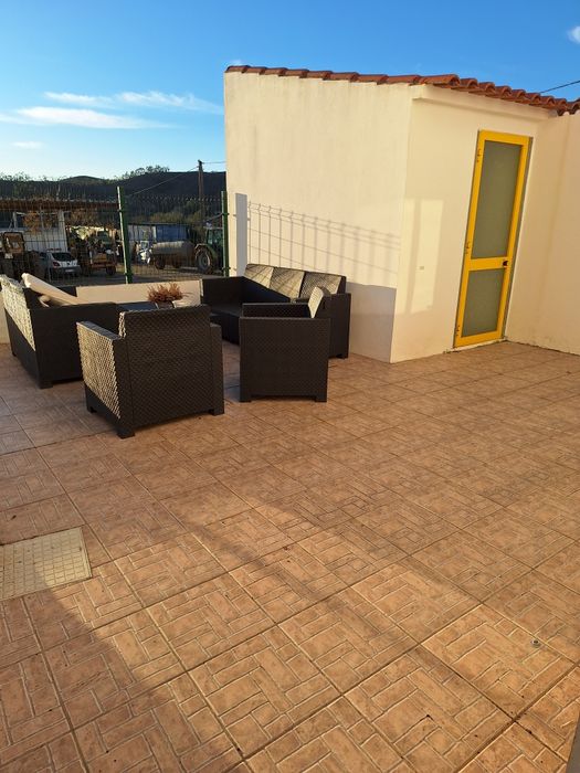 Casa V2 para  alugar