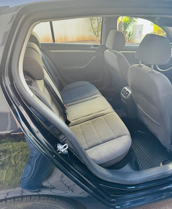 Volkswagen Golf V Ano 2007 sem nada a fazer