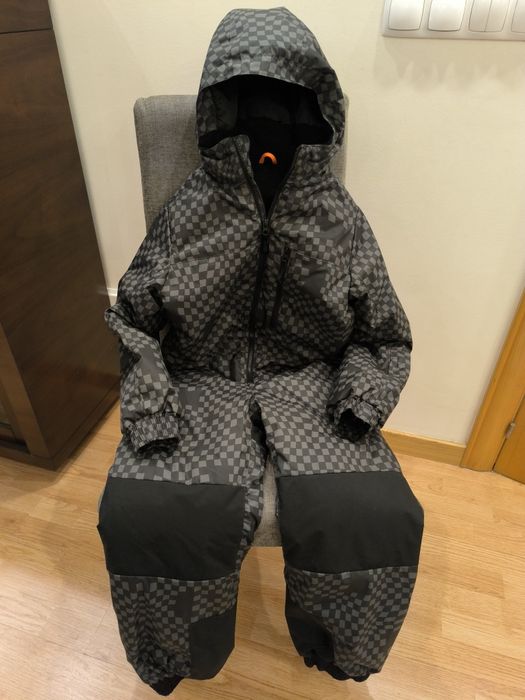 Vendo Fato de Ski tamanho 10-11 anos em excelente estado