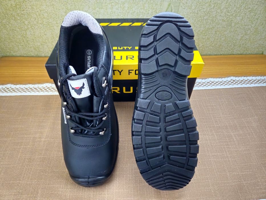 Nowe buty TAURUS S3 r.43