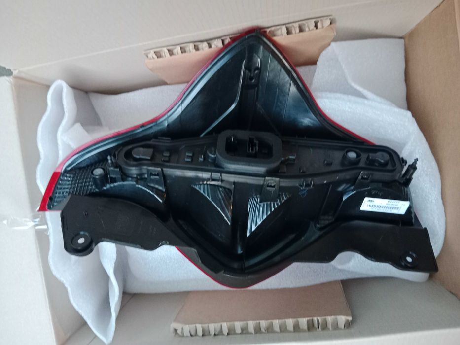 DACIA LODGY lampa tył nowy orginał VALEO