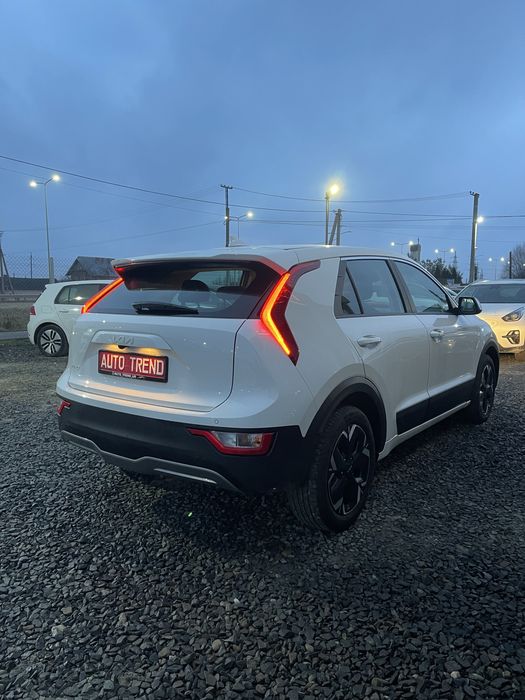 Kia Niro 2024 рік, 64 кВТ, 11 тис.км пробіг