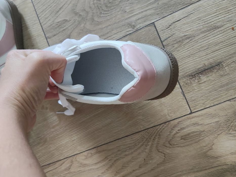 Buty damskie jesienne