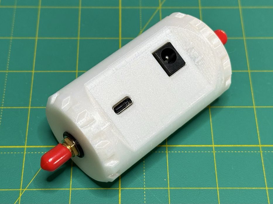 Інжектор живлення (bias tee) для антени/підсилювача (SMA)