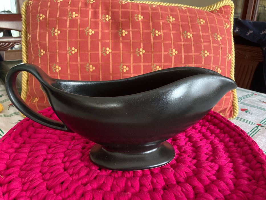Decorative Vintage Items and Handmade Utilities Featuring Cheerful Alabaster64741020838913122