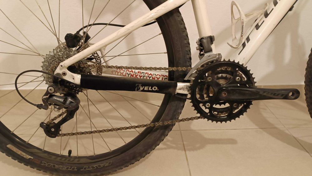 Specialized Jynx Comp 650b 2015