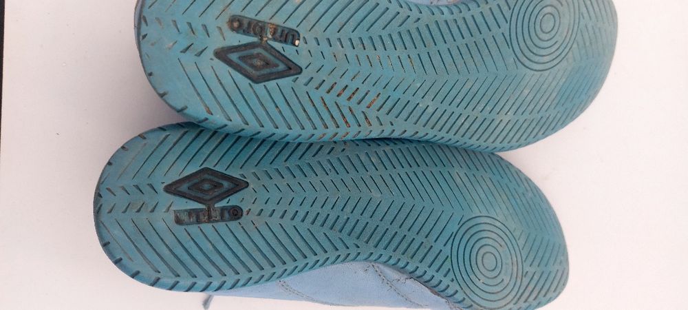 Buty do piłki halowej Umbro