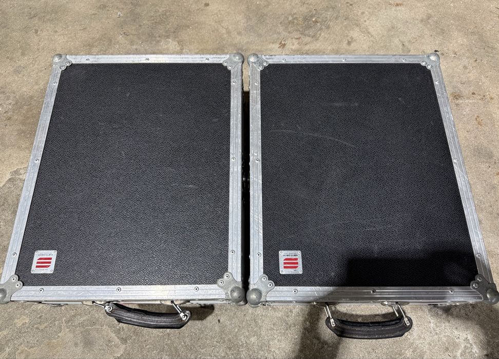 2x CDJ-2000NXS + 2x CASE SANTOSOM
