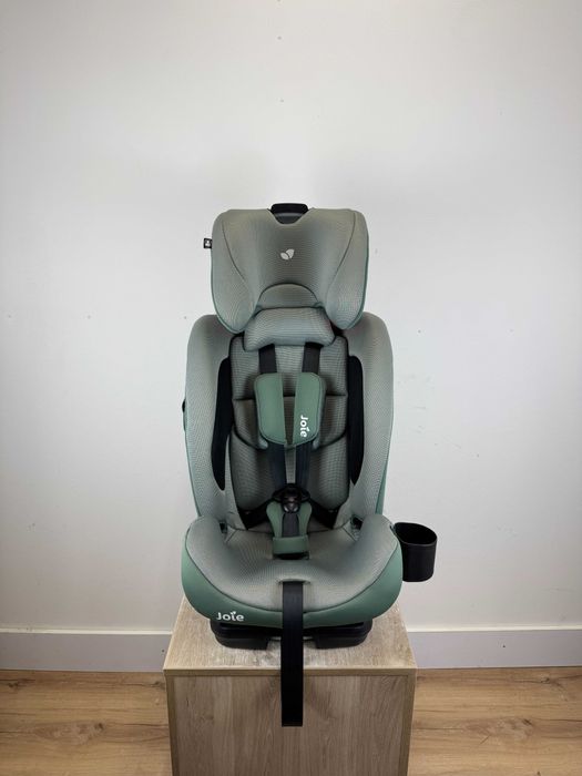 Fotelik samochodowy Joie Bold R 9-36kg
