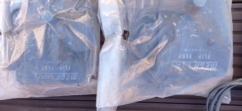 MEGA LIGHTS-flip flop-2X800W