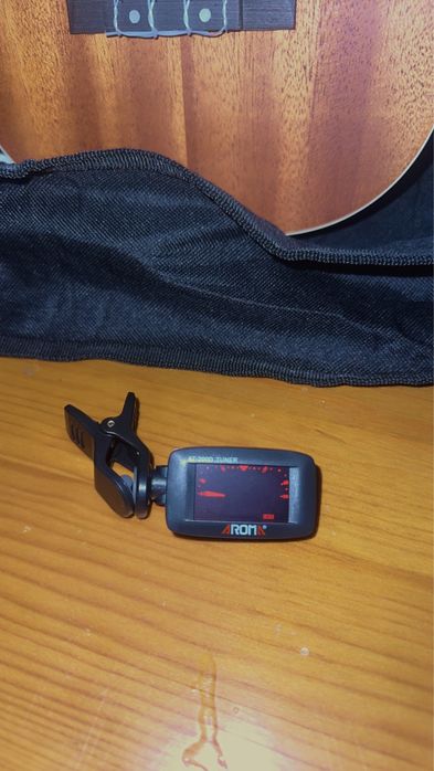 Ukulele + afinador