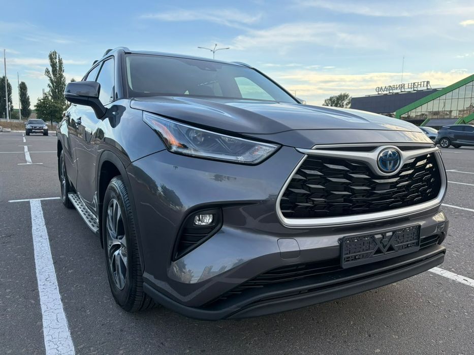 Toyota Highlander hybrid 2021, 63 т.км