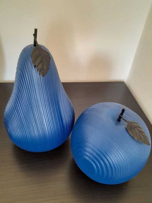 Escultura design resina azul (Fruta)