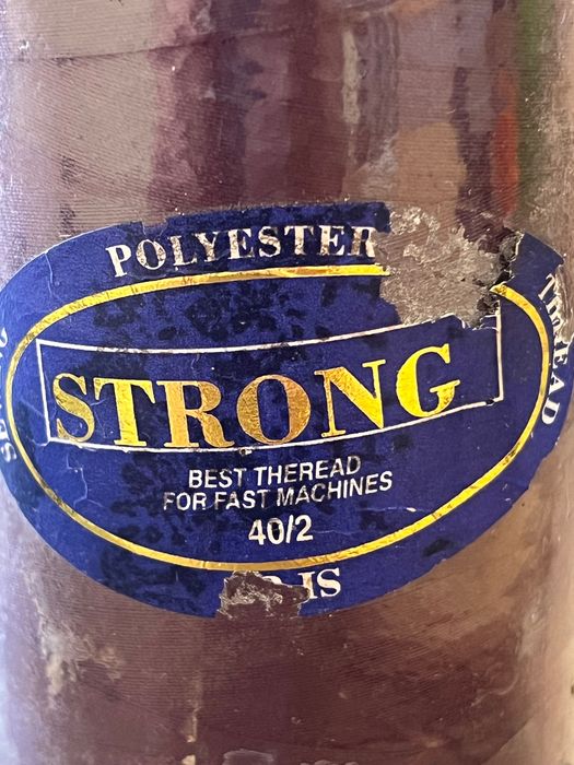 Нитки для шиття Strong