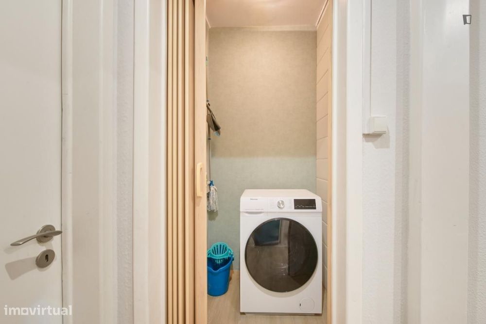 Estúdio - localizado em Marquês de Pombal Lisbon