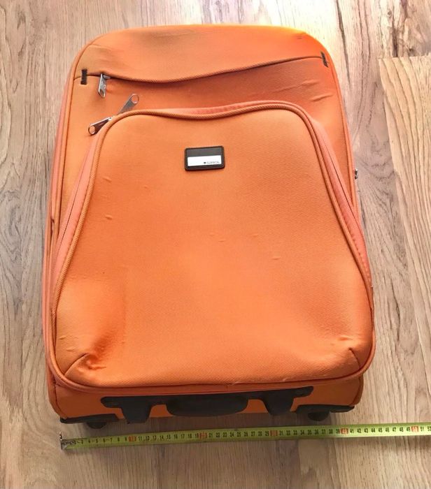 Чемодан валіза