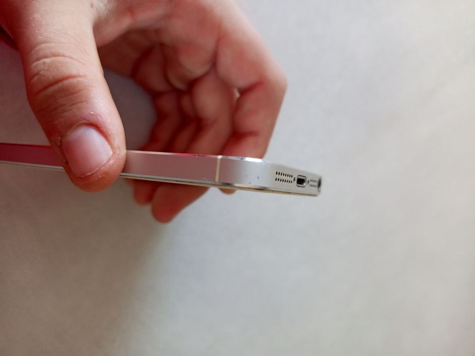 Айфон 5 стан на фото