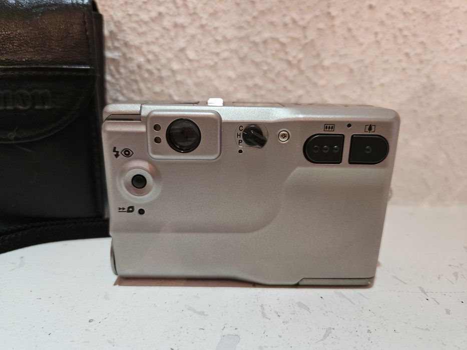 Aparat analogowy Canon IXUS