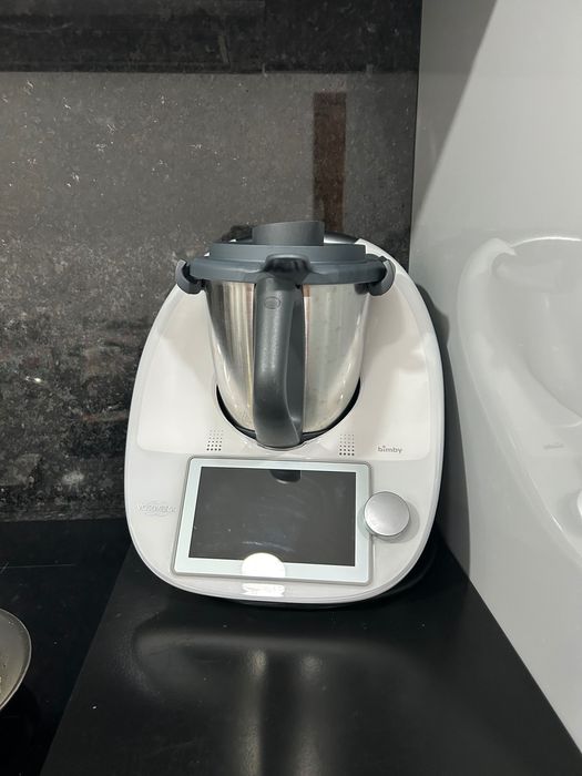 Bimby TM6 com dois copos